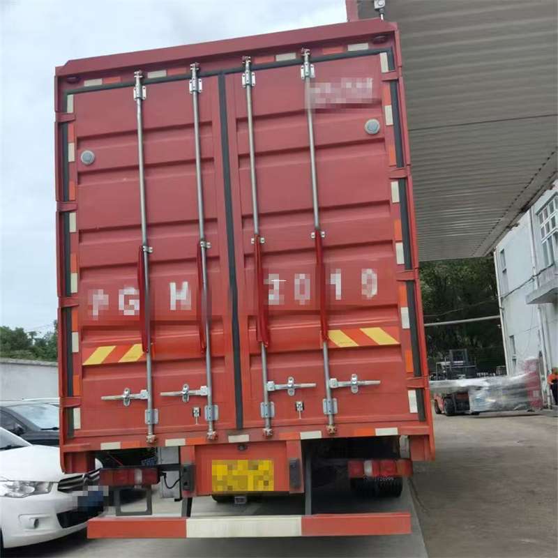 铜鼓县探索乡城县进仓物流：多元服务与高效运输线路